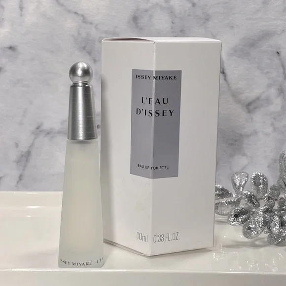 Issey Miyake L’Eau D’Issey EDT Floral Woody Rose-Travel 10ml,0.33oz-BOXED-NEW - Picture 6 of 11